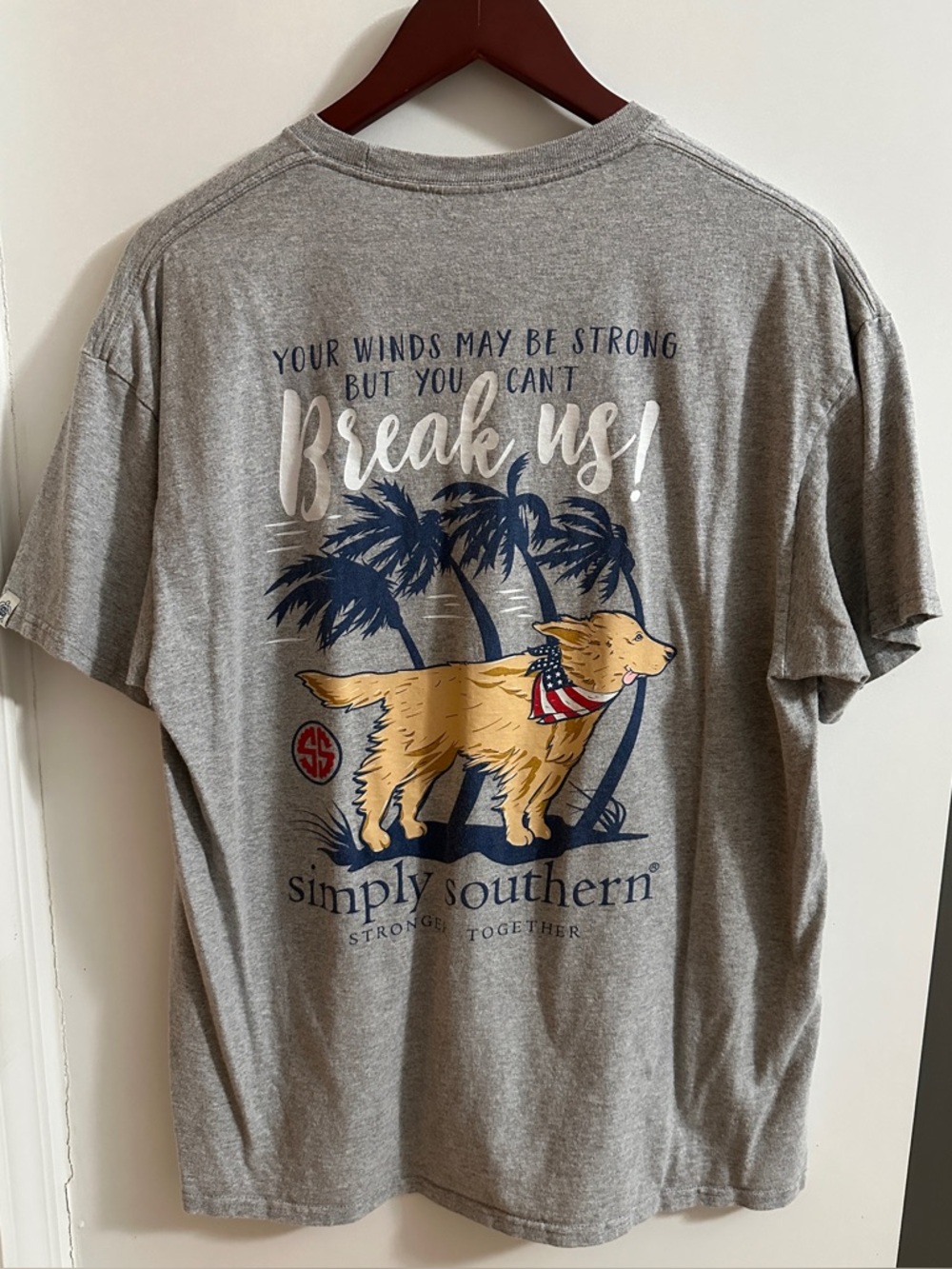 Simply Southern Gray Tee with Golden Dog and Navy Palm Graphic
